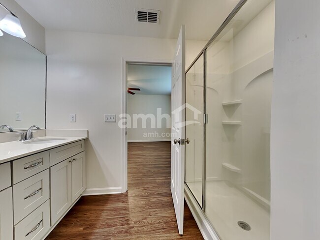 Building Photo - 155 E Jayce Way