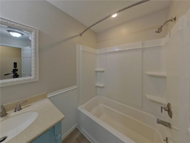 Building Photo - 16358 Crosstown Blvd NW