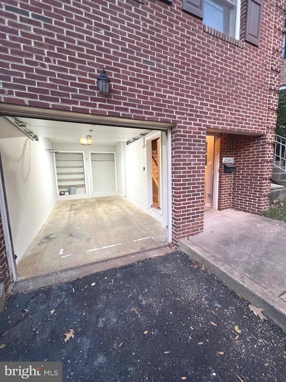 Building Photo - 1204 N Wayne St