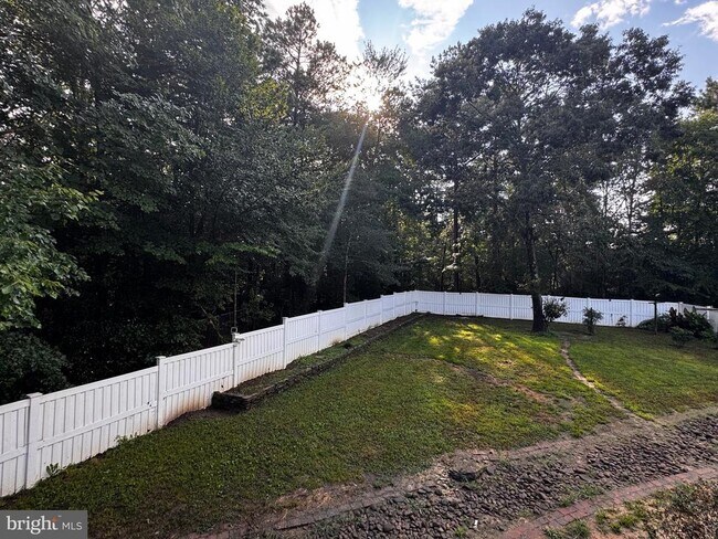 Building Photo - 23063 Pembrook Dr