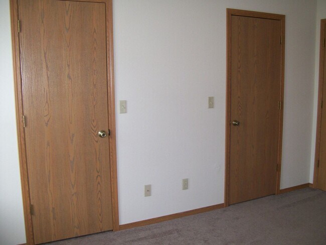 Building Photo - 20309 Skyview Dr