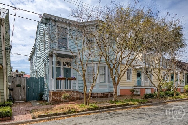 Primary Photo - 533 E Taylor St