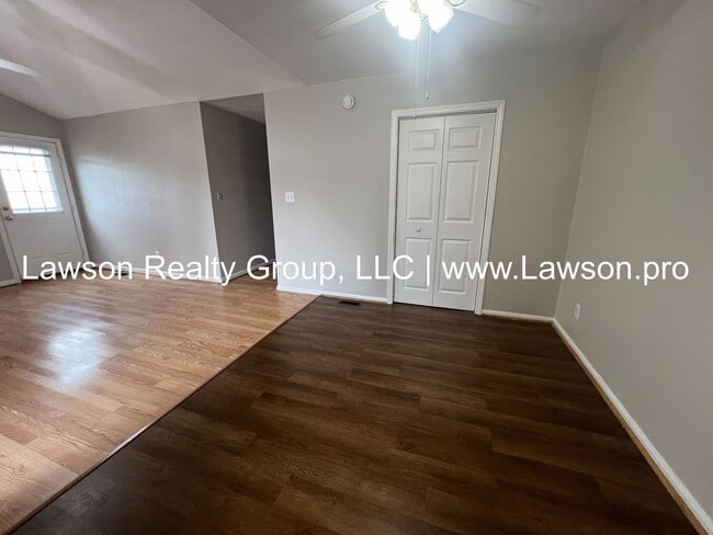 Building Photo - One Level Living in Vinton!