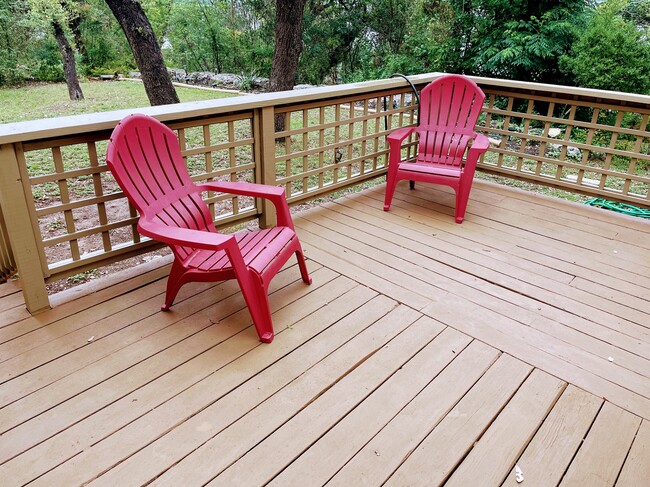 Building Photo - 104 S Tumbleweed Trail