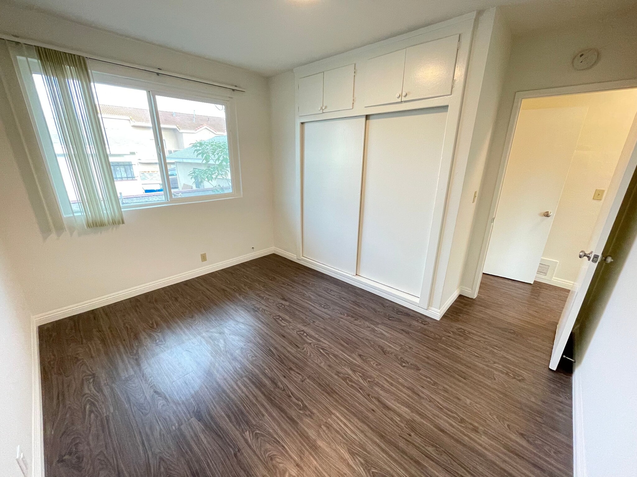 Building Photo - 7634 Garvalia Ave
