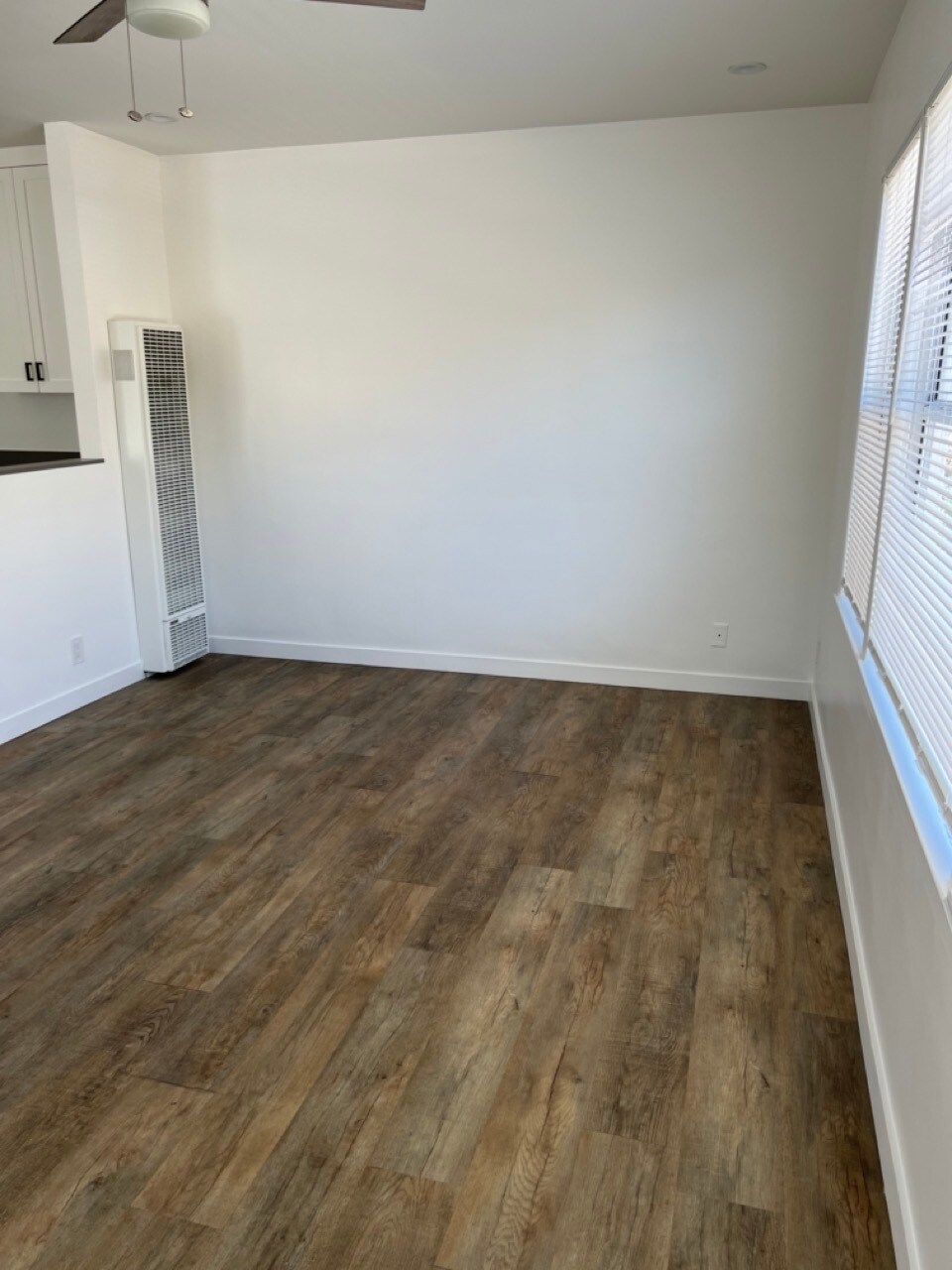 Building Photo - 1605 Blossom Ln