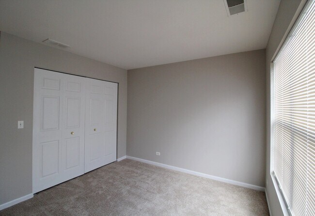 Building Photo - 125 Station Park Cir