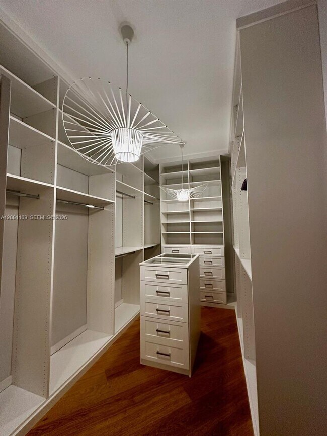 Building Photo - 223 NW 129th Ave