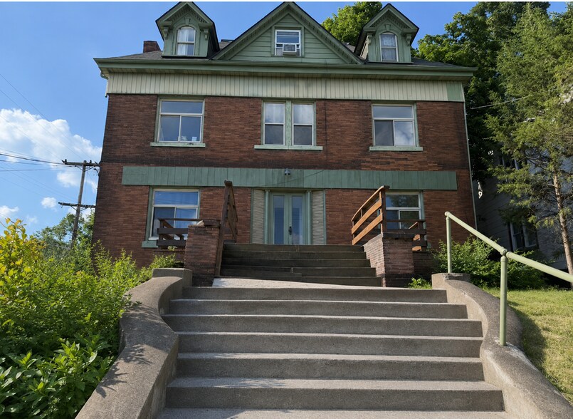 Building Photo - 5601 Wilkins Ave