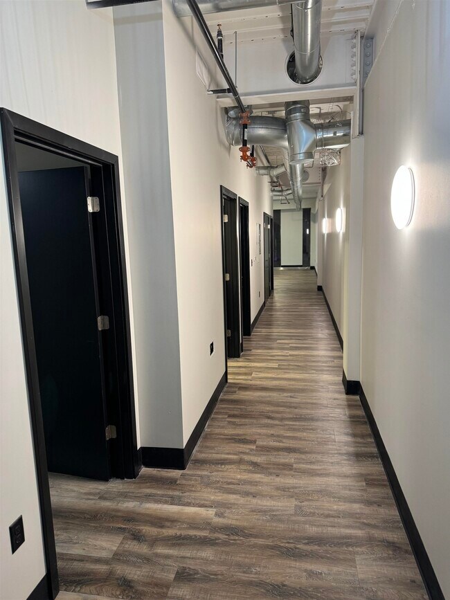 Building Photo - 200 W College Ave