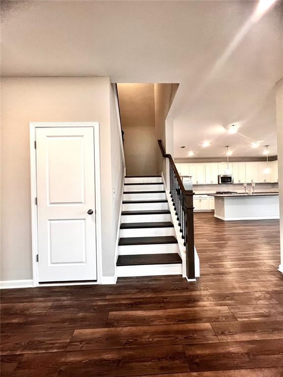 Building Photo - 4446 Waxwing St