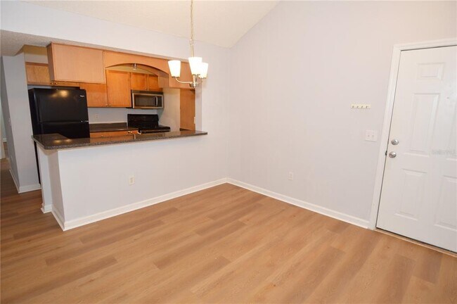 Building Photo - 2500 Winding Creek Blvd