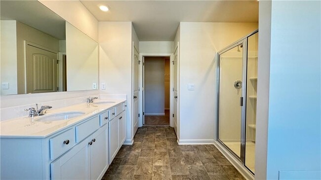 Building Photo - 100 Aspen Ct