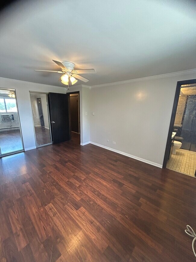 Building Photo - 6700 W 64th Pl