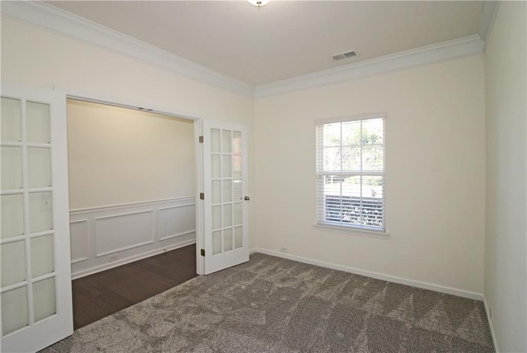 Building Photo - 1390 Napa Valley Dr SW