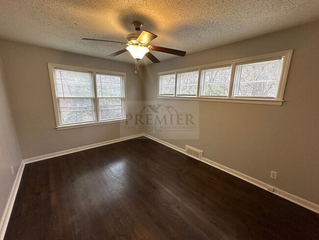 Building Photo - 10100 Blue Ridge Blvd