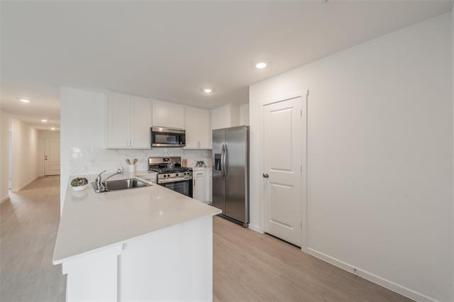 Building Photo - 3013 Tooley Dr