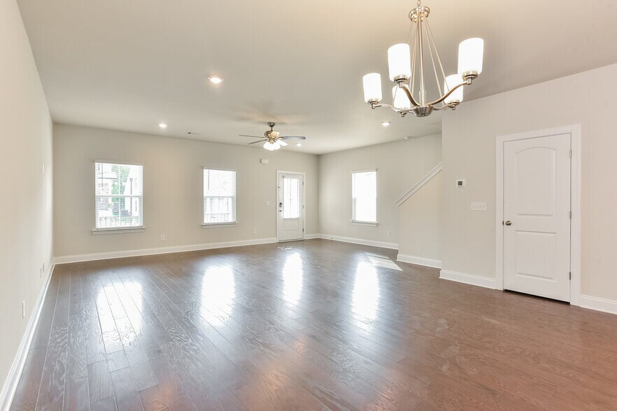 Building Photo - 7416 Blue Gable Rd