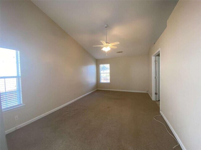 Building Photo - 1705 Westfield Ct NW