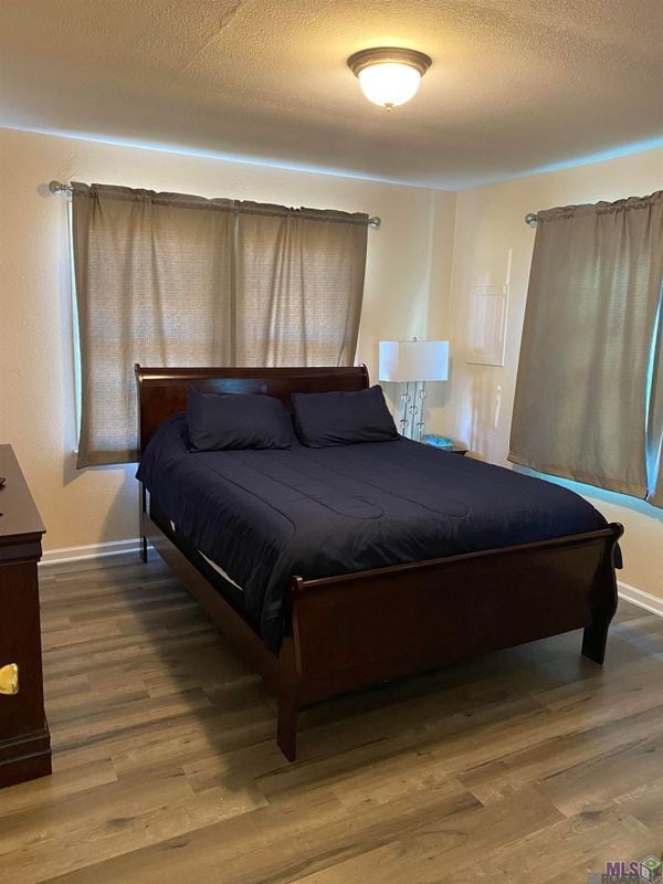 Building Photo - 1018 S Mire Ave