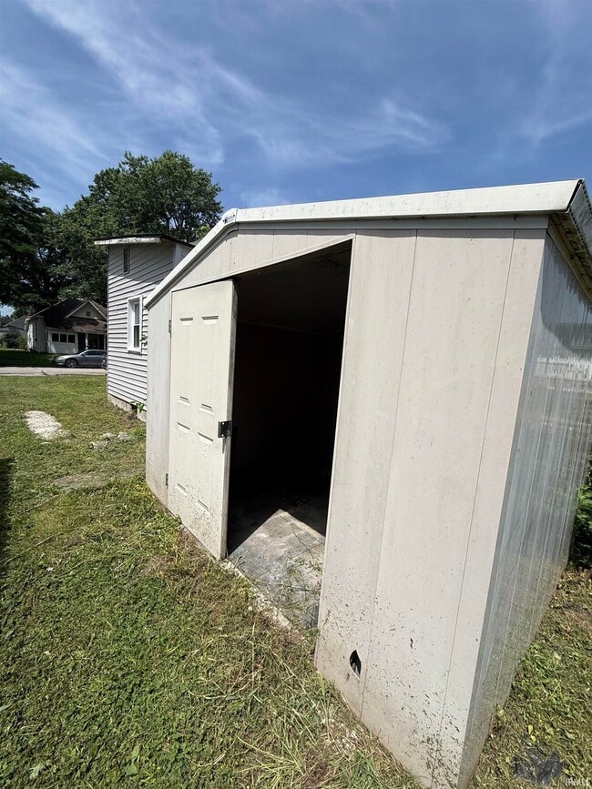 Building Photo - 1326 Buntin St