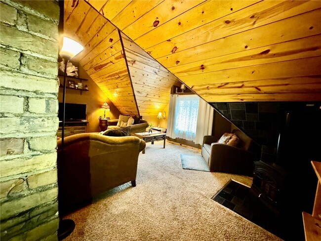 Building Photo - 1464 W Minnehaha Ave