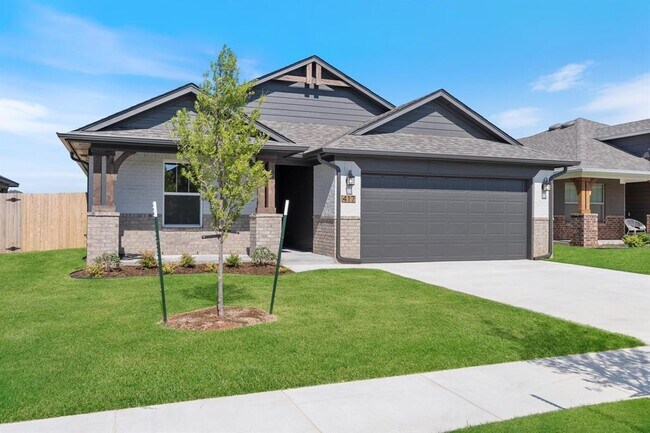 Building Photo - 417 Haven St