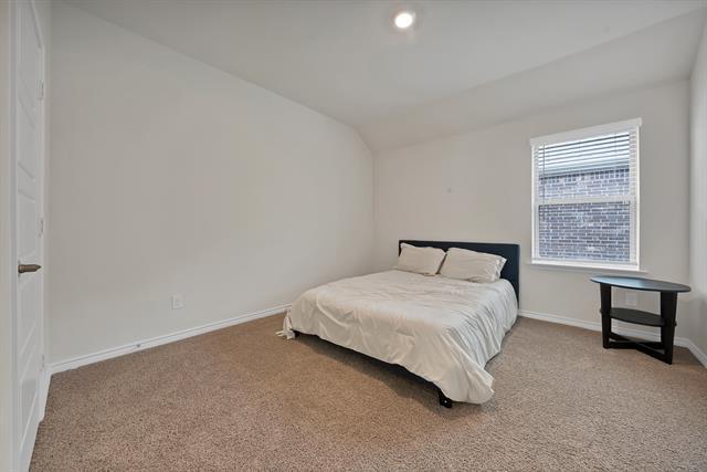 Building Photo - 9720 Lariat Dr