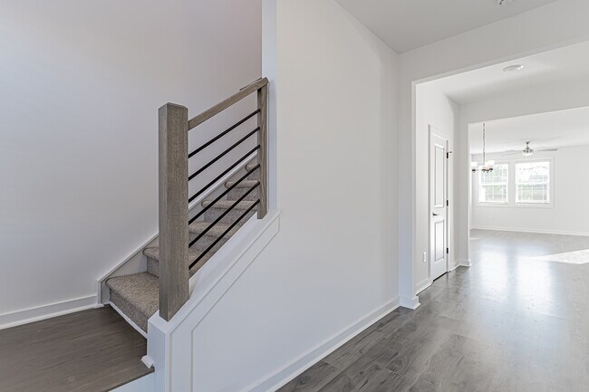 Building Photo - 1411 Darrowby Wy