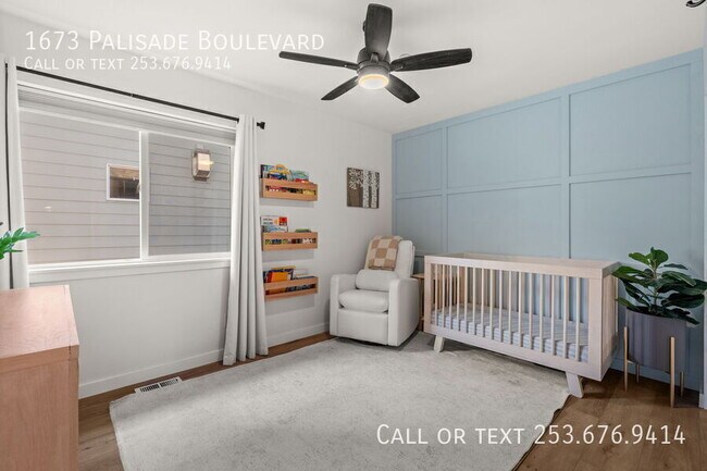 Building Photo - 1673 Palisade Blvd