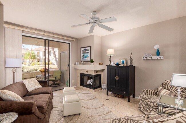 Building Photo - Two bedroom condo