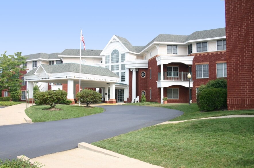 Building Photo - The Waterford