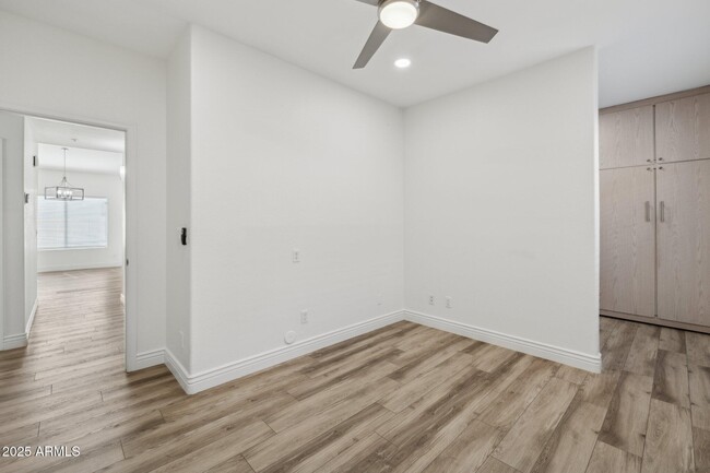 Building Photo - 3027 N 83rd Pl