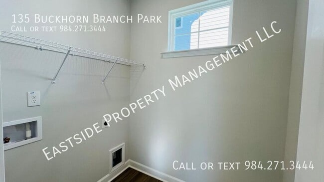 Building Photo - 135 Buckhorn Br Pk