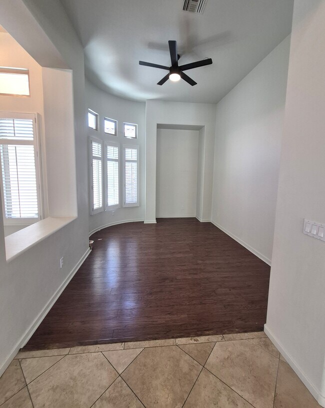 Building Photo - 12825 N Mystic View Pl