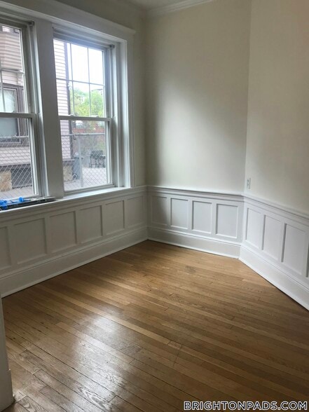 Building Photo - 115 Kilsyth Rd