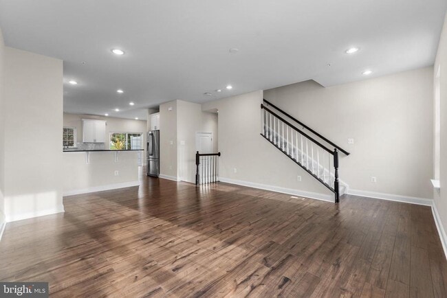 Building Photo - 8418 Kendall Ct