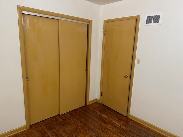 Building Photo - 4075 N 85th St