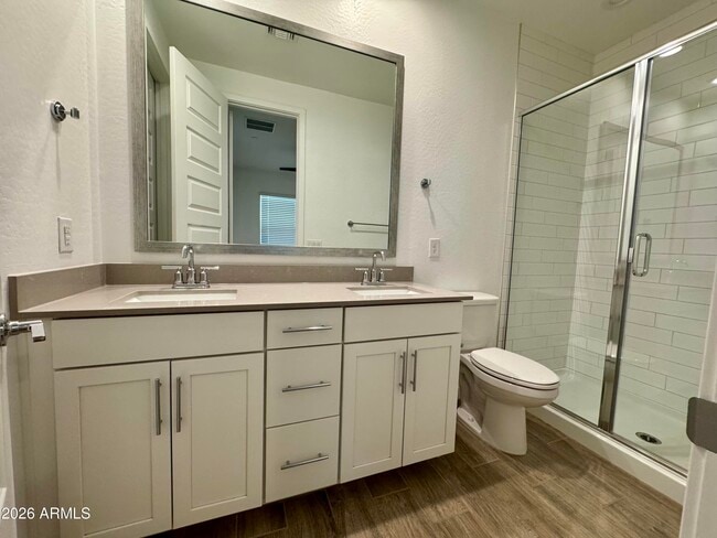 Building Photo - 9833 E Stratus Ave