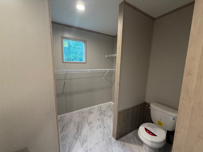 Building Photo - Mobile Home for Rent