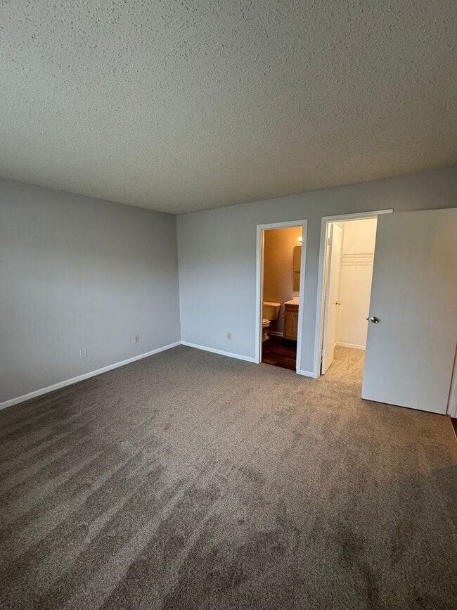 Building Photo - Pike Township - 3 bedroom home