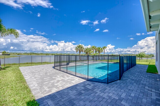 Building Photo - 10077 Heron Flock Dr