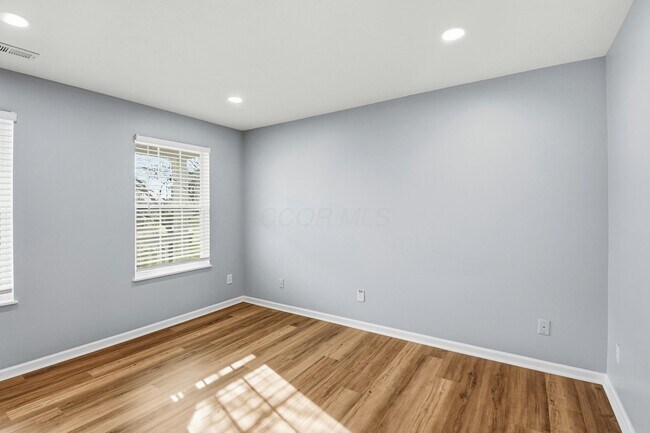 Building Photo - 601 Clark Ave