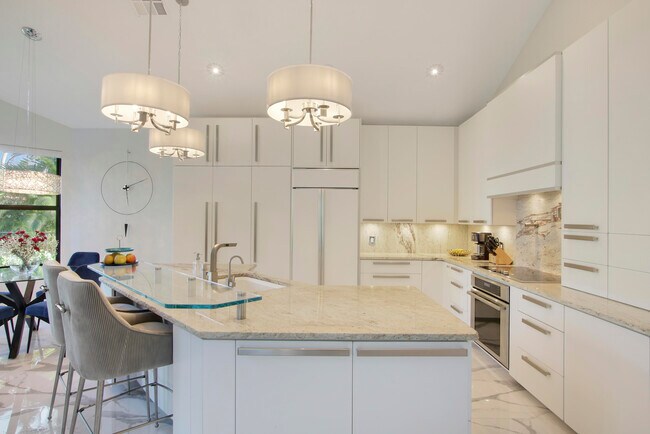 Building Photo - 10720 Ave of the PGA