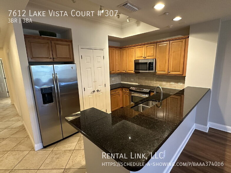 Building Photo - 7612 Lake Vista Ct