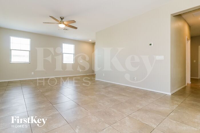 Building Photo - 12202 W Rio Vista Ln