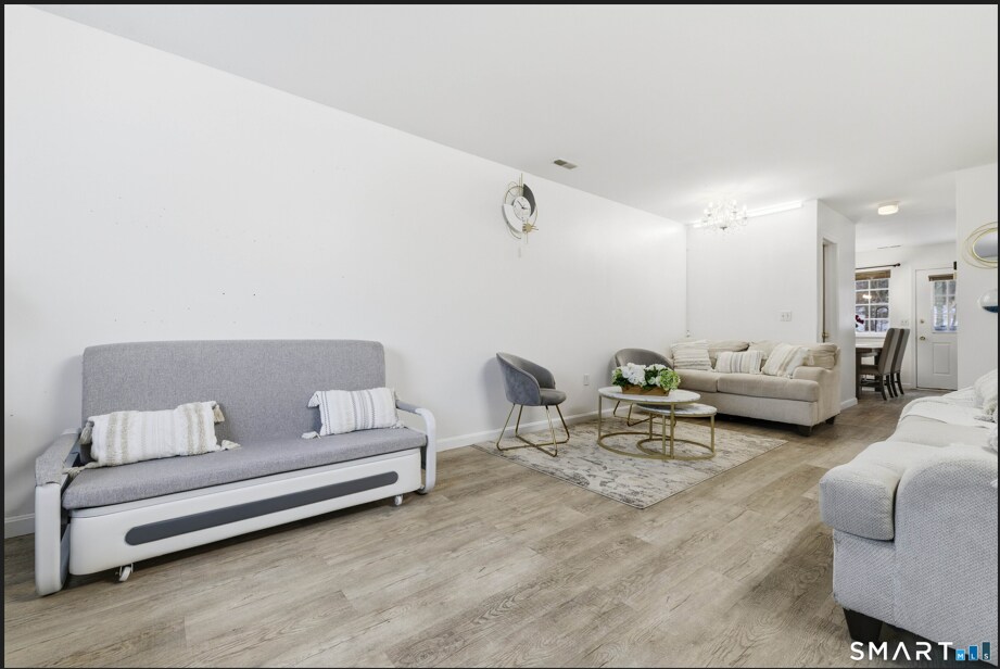 Living room - 310 Boston Post Rd