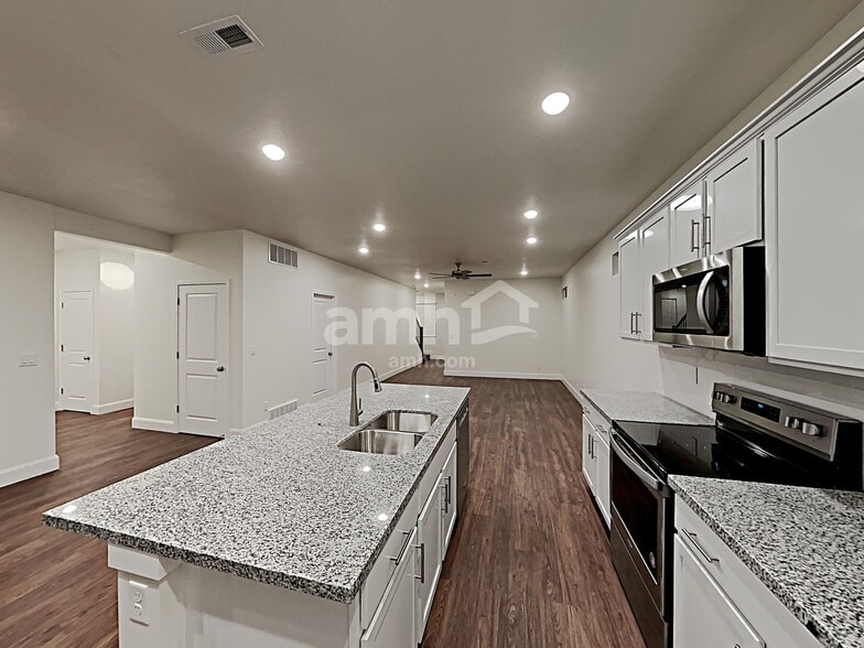 Building Photo - 2671 W 3400 S