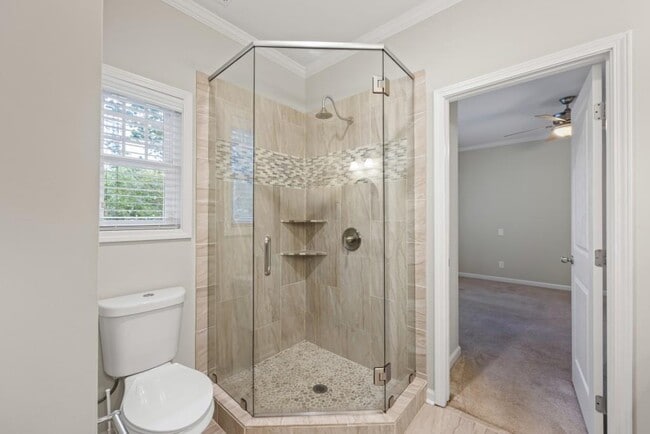 Building Photo - 2455 Pilgrim Rd