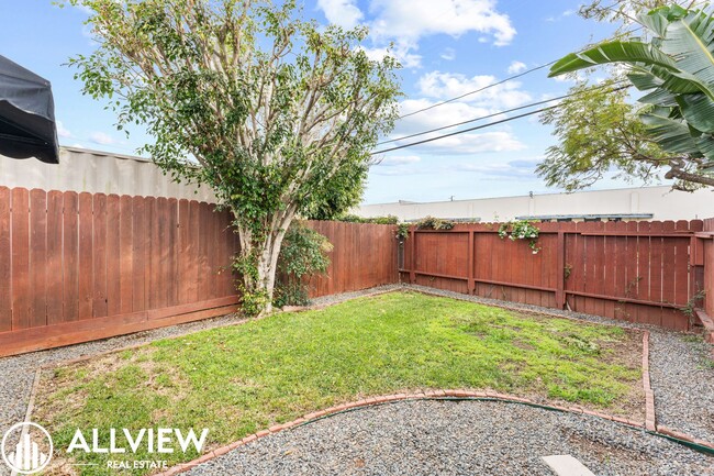 Building Photo - Charming 1-Bedroom Private Home with Backyard – 6-Month Lease with Month-to-Month Flexibility